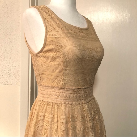 NWOT Forever 21 Peach Floral Lace Overlay Dress - Picture 7 of 10